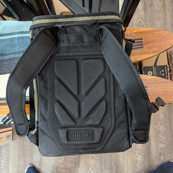 Chrome Industries Echo Bravo backpack - Picture 7 of 9